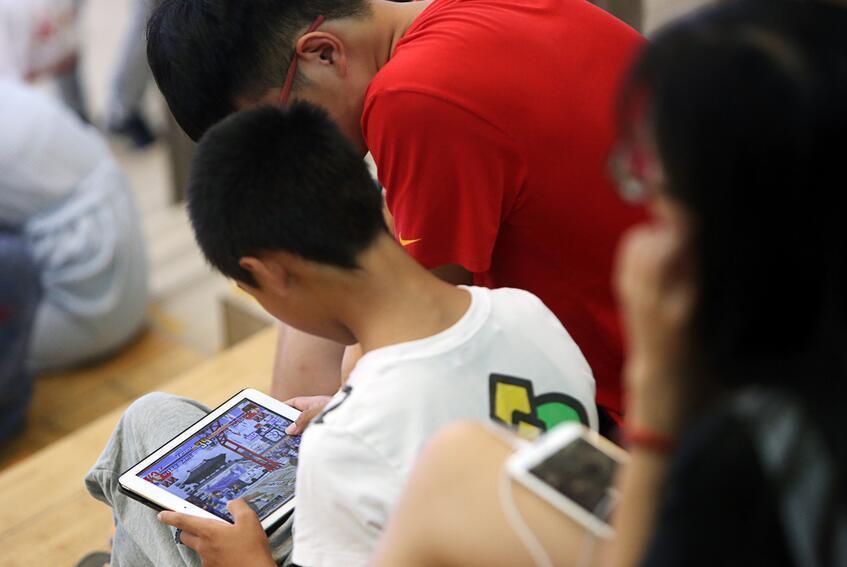 进入自动手机游戏模式_手机自动启动游戏_手机自动进入游戏