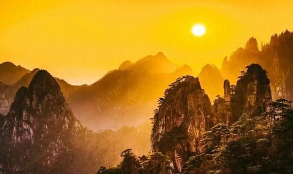 星银矿石：大地的瑰宝，自然的杰作，充满诗意与梦幻